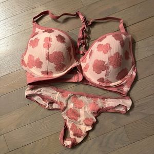 VS PINK Floral Lace Set